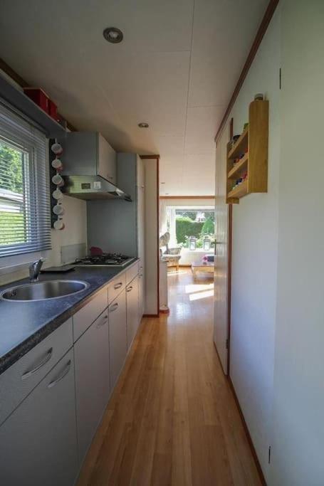Chalet Voorzien Van Alle Gemakken In Een Bosrijke Omgeving Voorthuizen Buitenkant foto